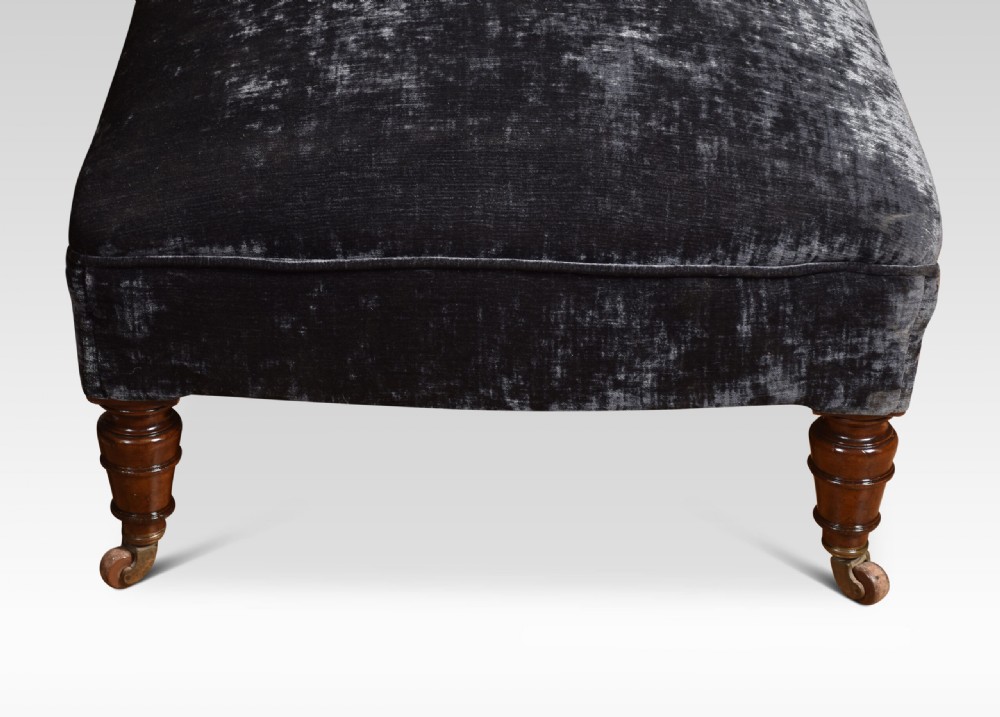 Upholstered Chaise Lounge View V