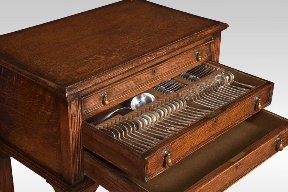 Oak Cased Canteen Of Cutlery View IV