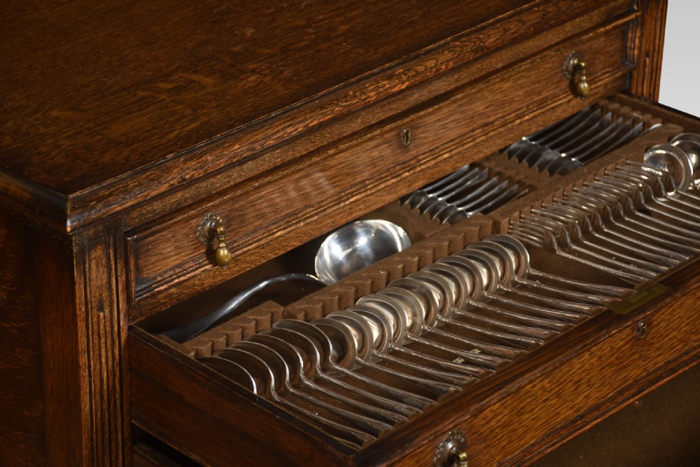 Oak Cased Canteen Of Cutlery View VI