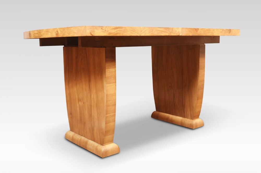 Art Deco dining table View V