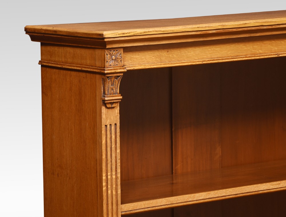 Oak open bookcase View II