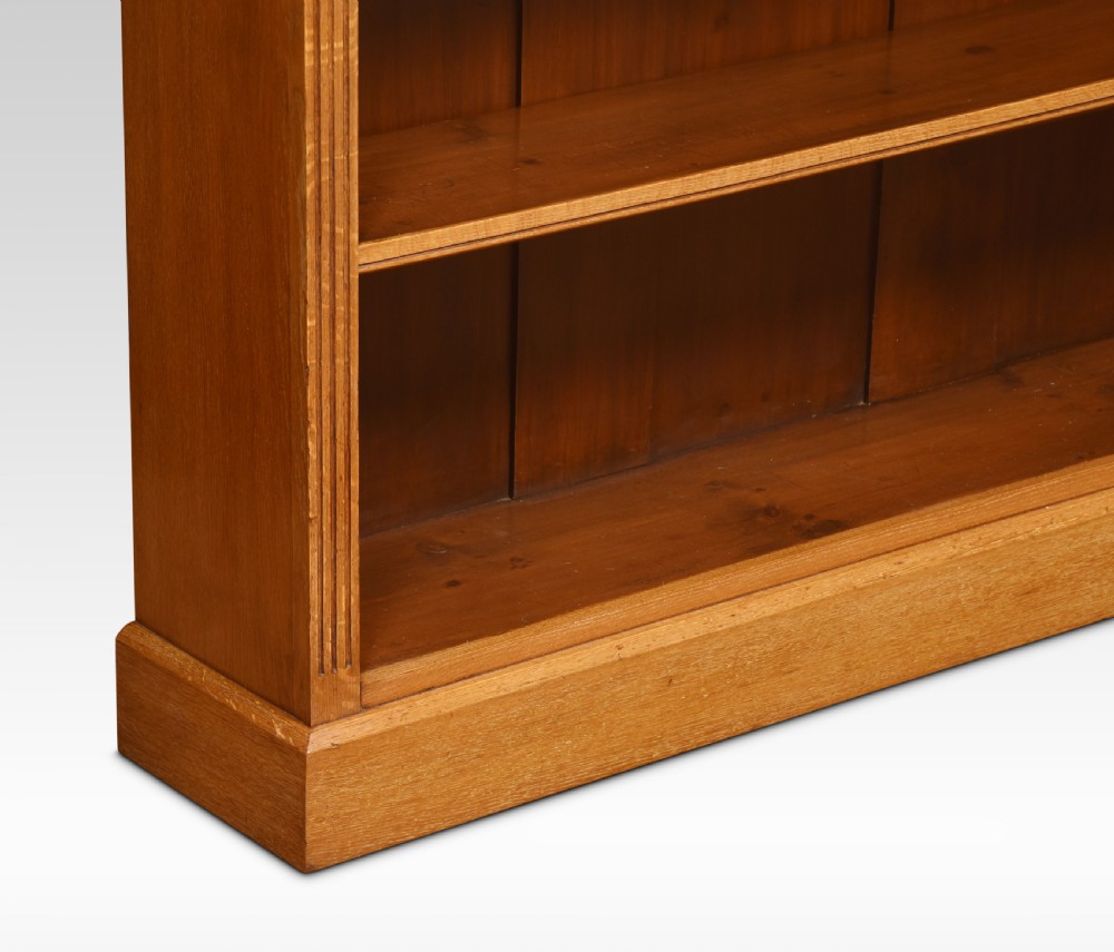 Oak open bookcase View VI