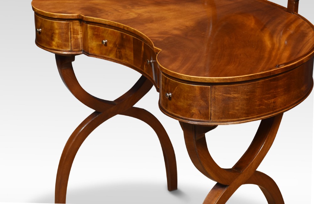 Mahogany kidney shaped lady’s dressing table View IV