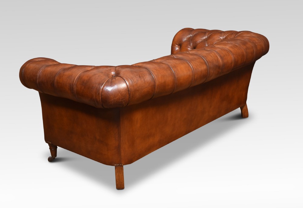 Leather deep buttoned chesterfield View VIII