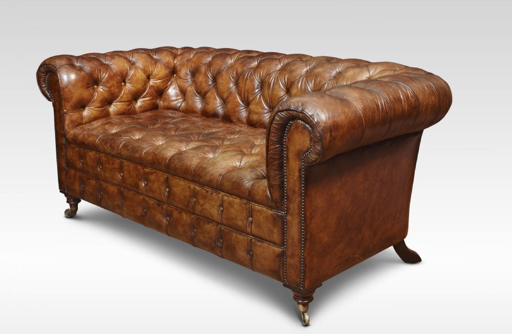 Brown leather chesterfield View V