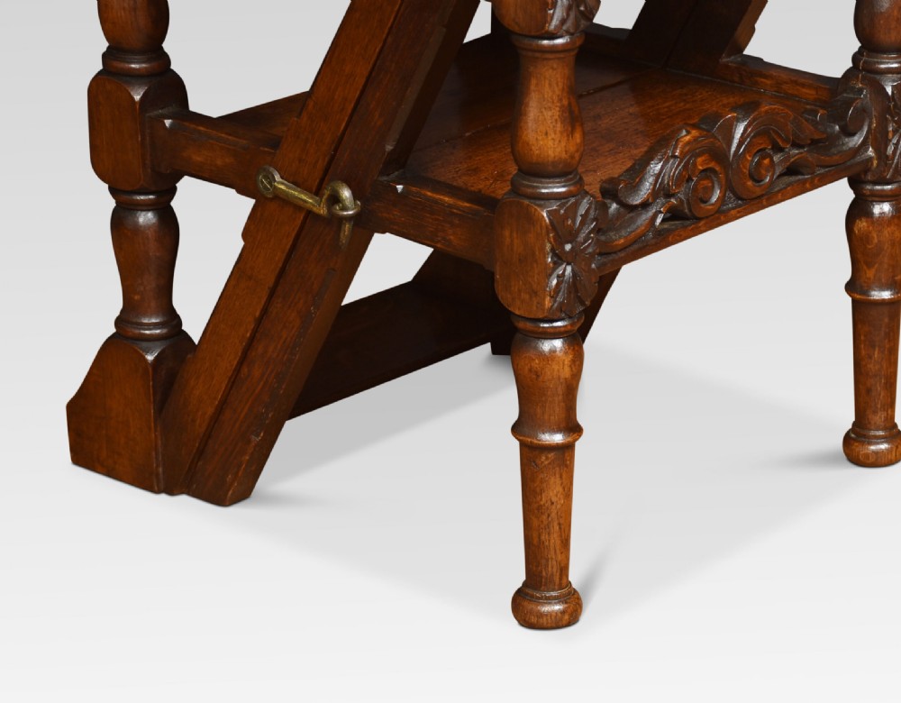 Oak metamorphic chair View V