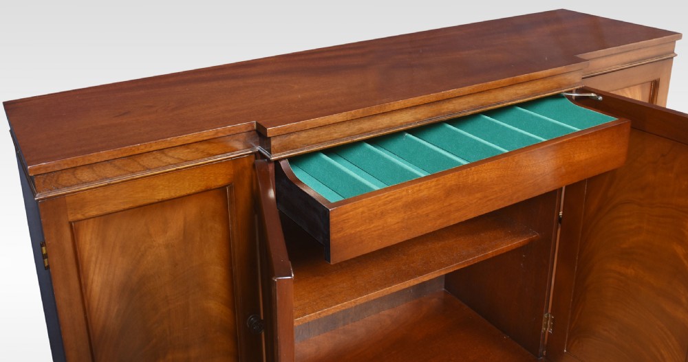 Mahogany four door breakfront sideboard View VI