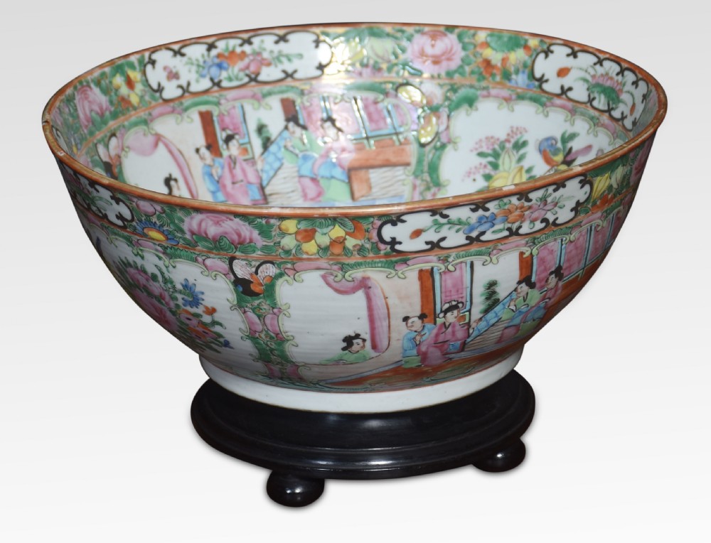 Cantonese famille rose bowl View II