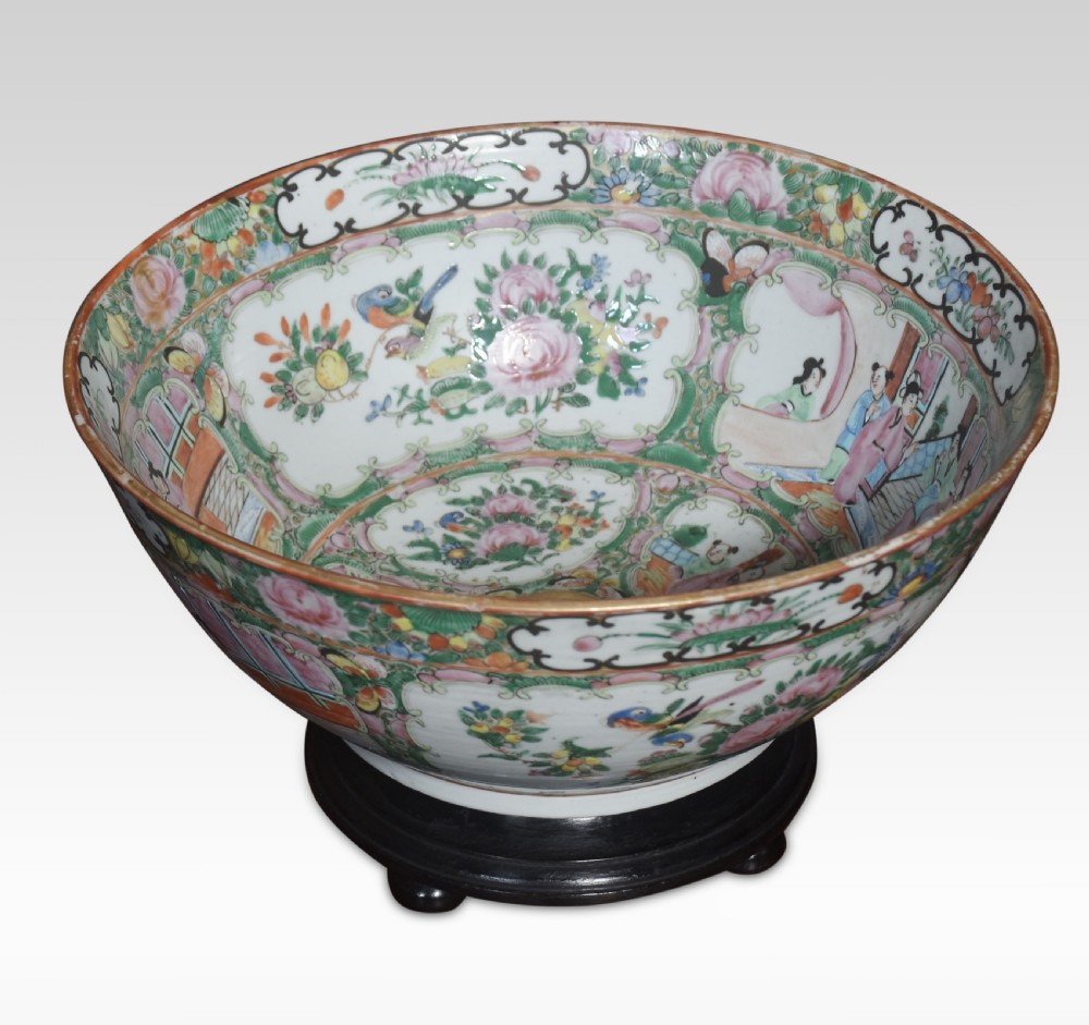 Cantonese famille rose bowl View IV