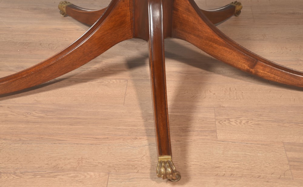 Mahogany cross banded circular dining table View IV