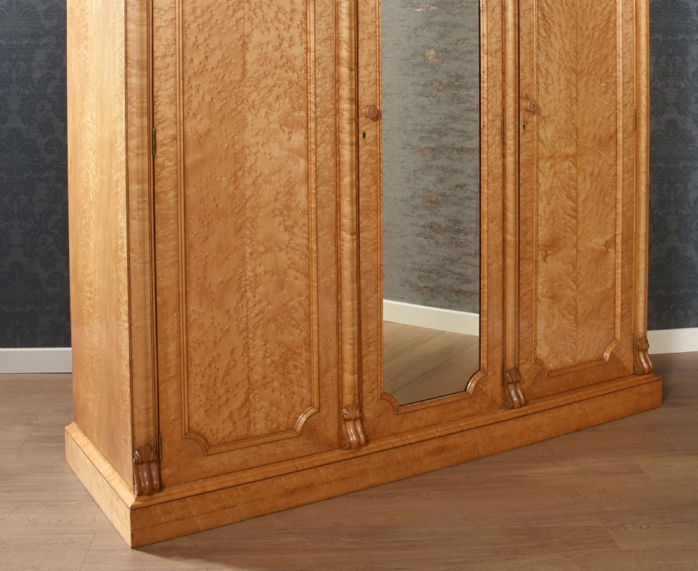 Large Maple Three door compactum wardrobe View XII