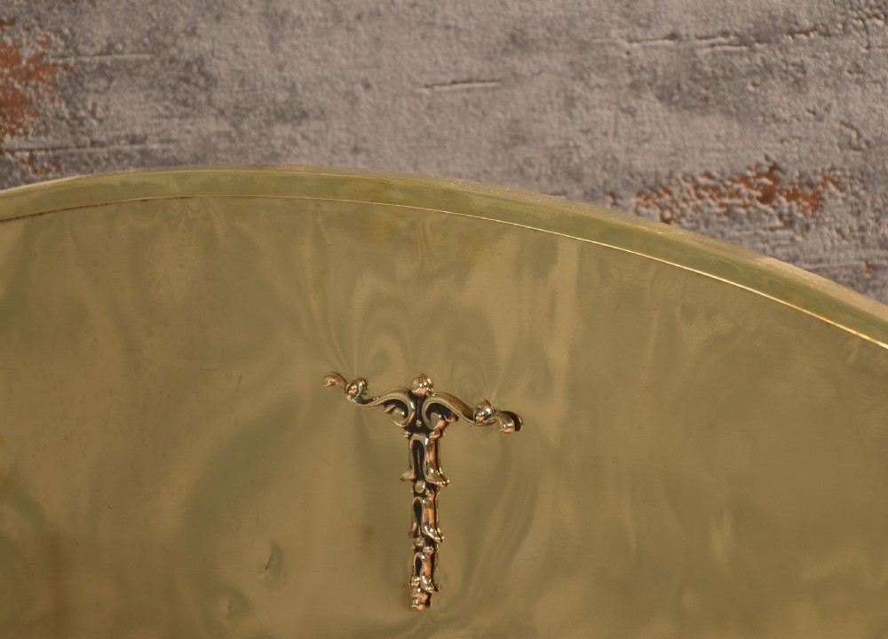 Brass fire screen View IV
