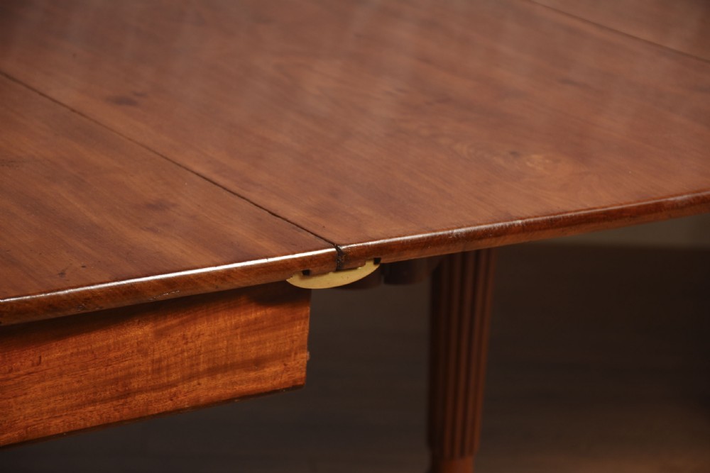 Mahogany extending dining table View VIII