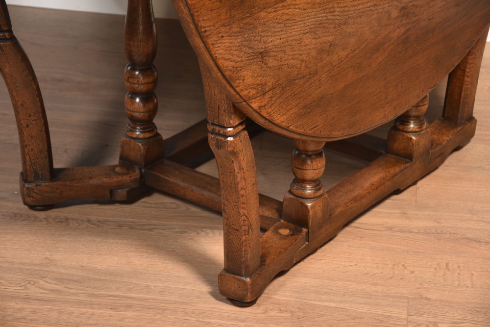 Large oak gateleg table View VI