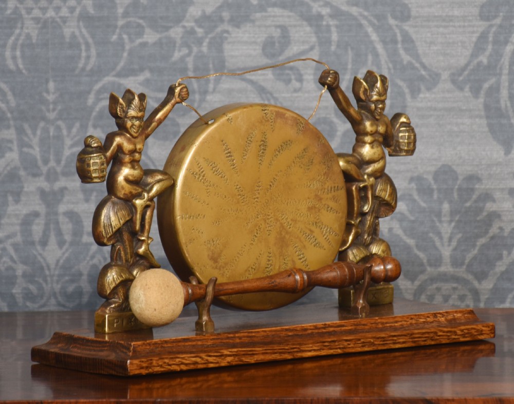 Brass table gong View II