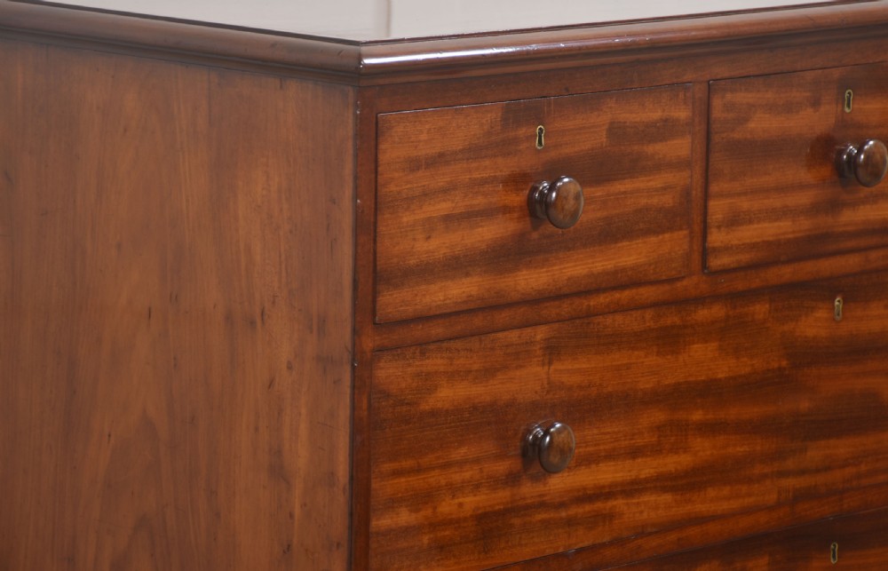 19th Century mahogany chest of drawers by Gillows View VI