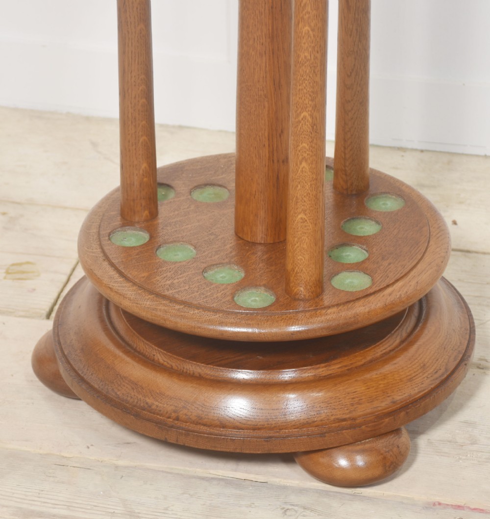 Oak revolving cue stand View II