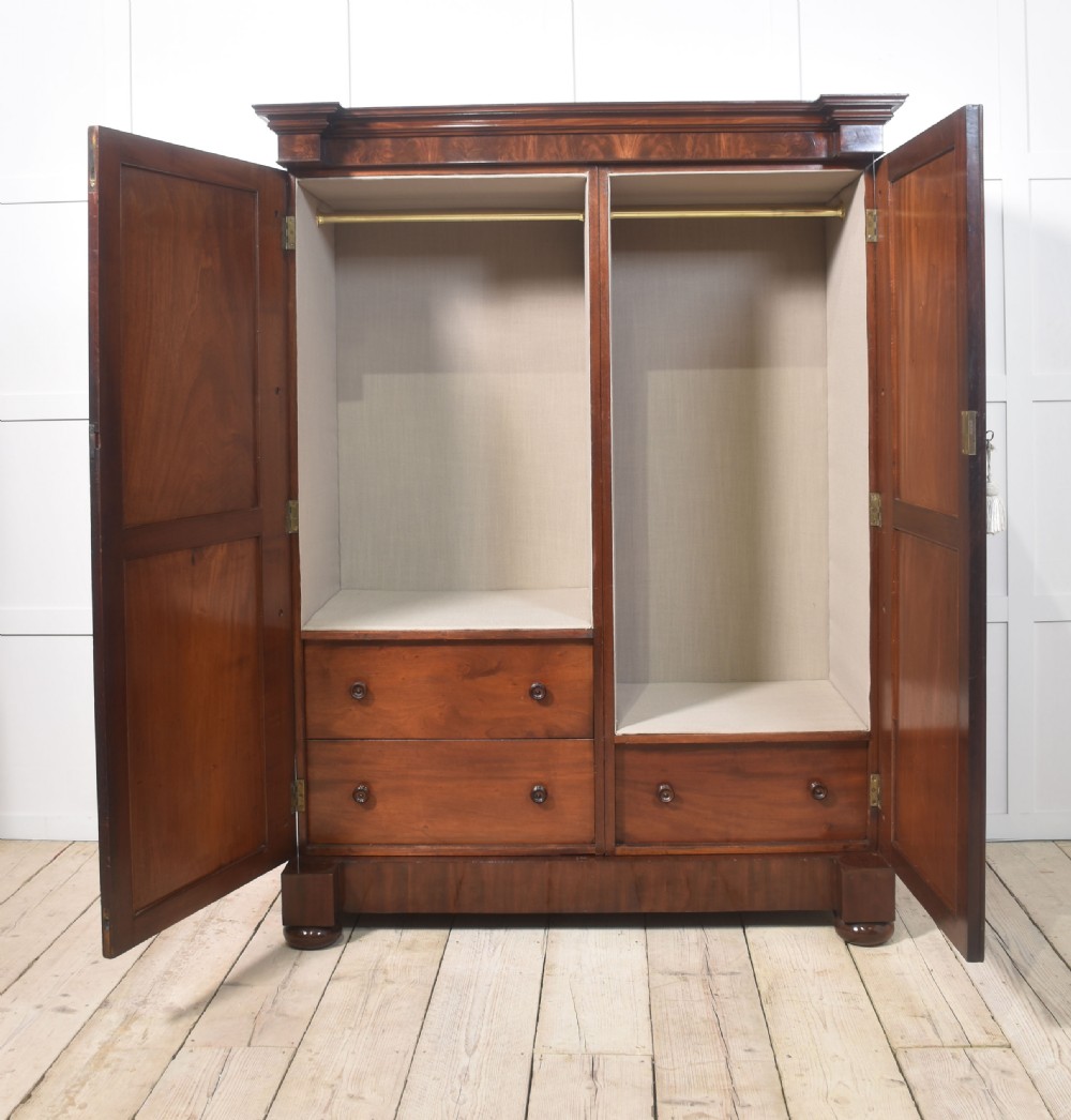 19th century Mahogany wardrobe View VI