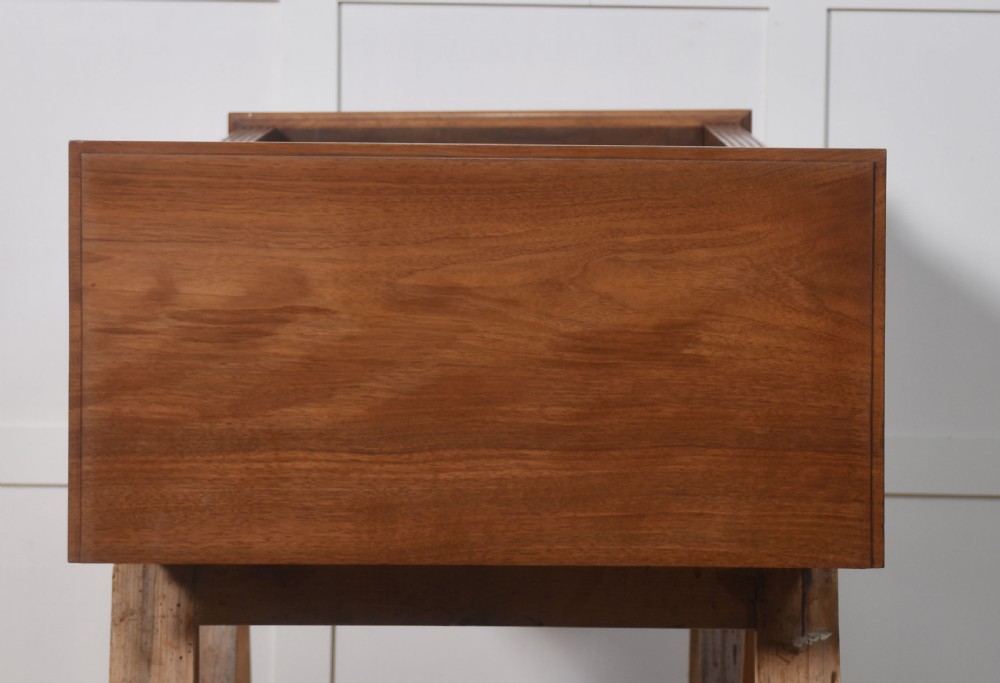 Walnut open bookcase View XIII
