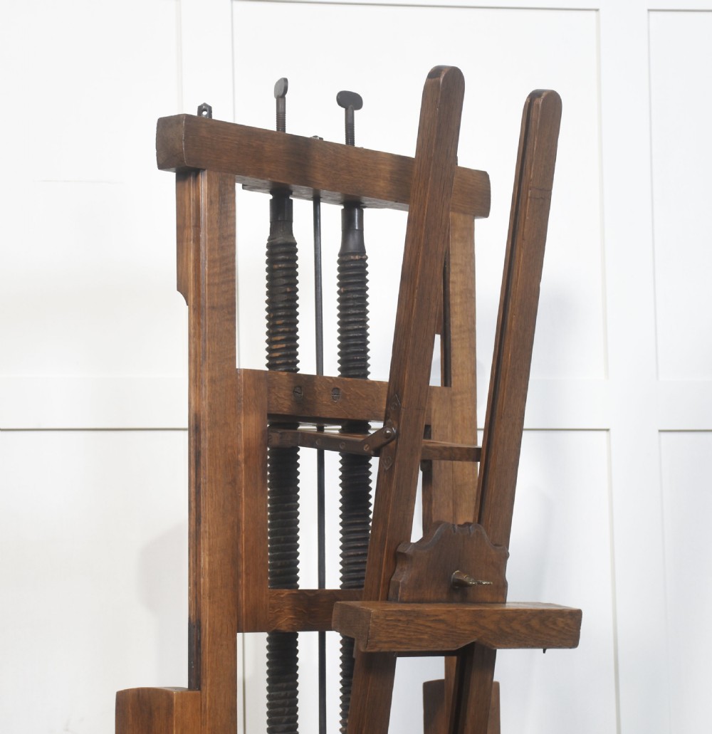 Oak artist’s fully adjustable studio easel View X