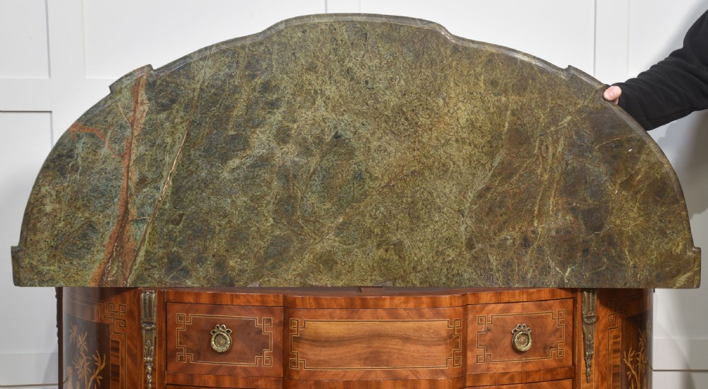 Marquertry inlaid chest of drawers View XVI