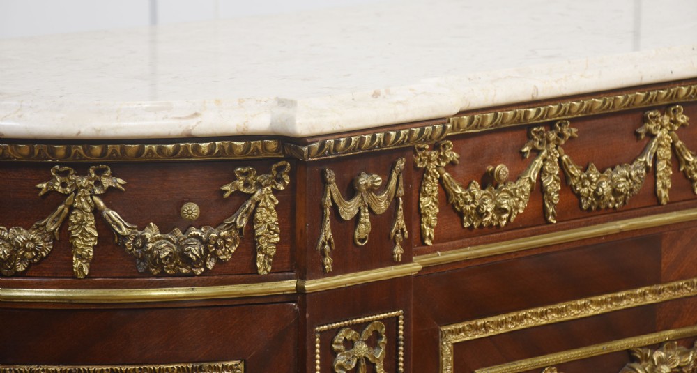 Louis XVI style mahogany cabinet View XV