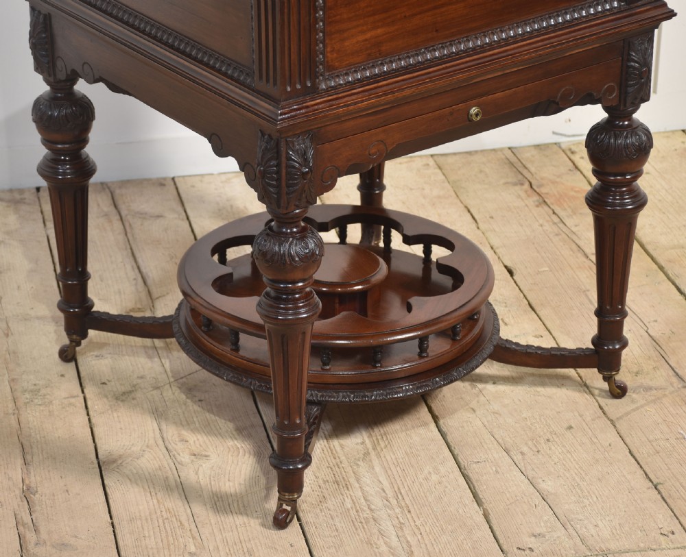 Mahogany surprise drinks cabinet View XV