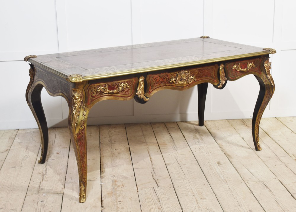 Regence Style Bureau Plat