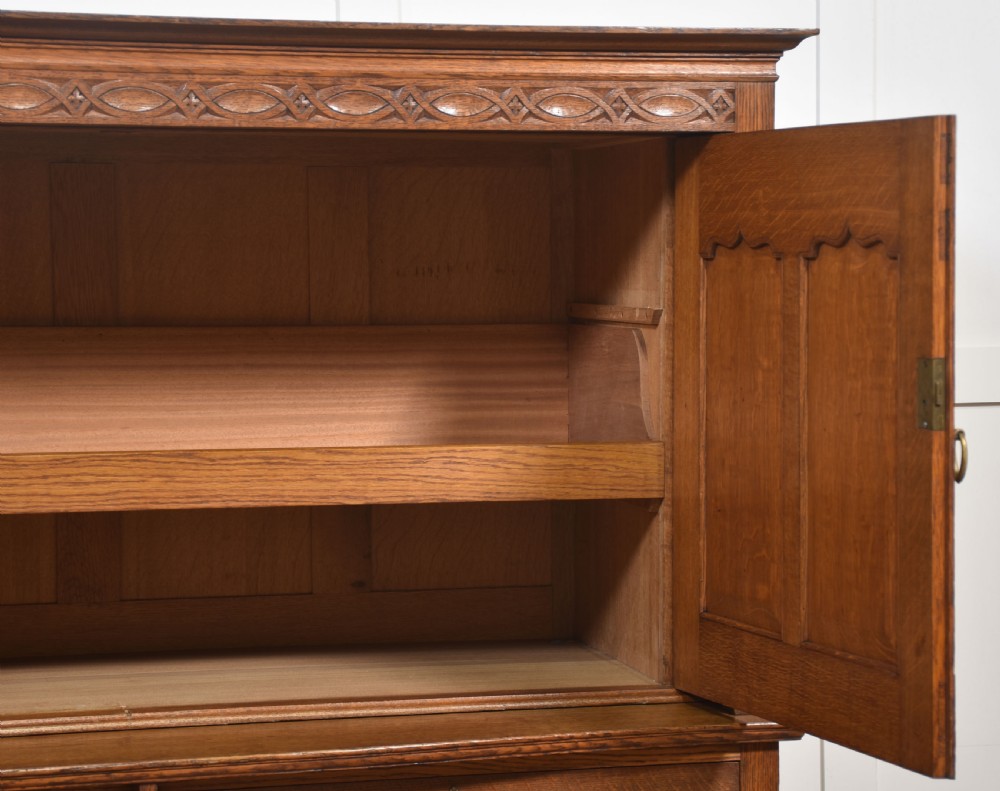 Arts & Crafts oak cupboard View V