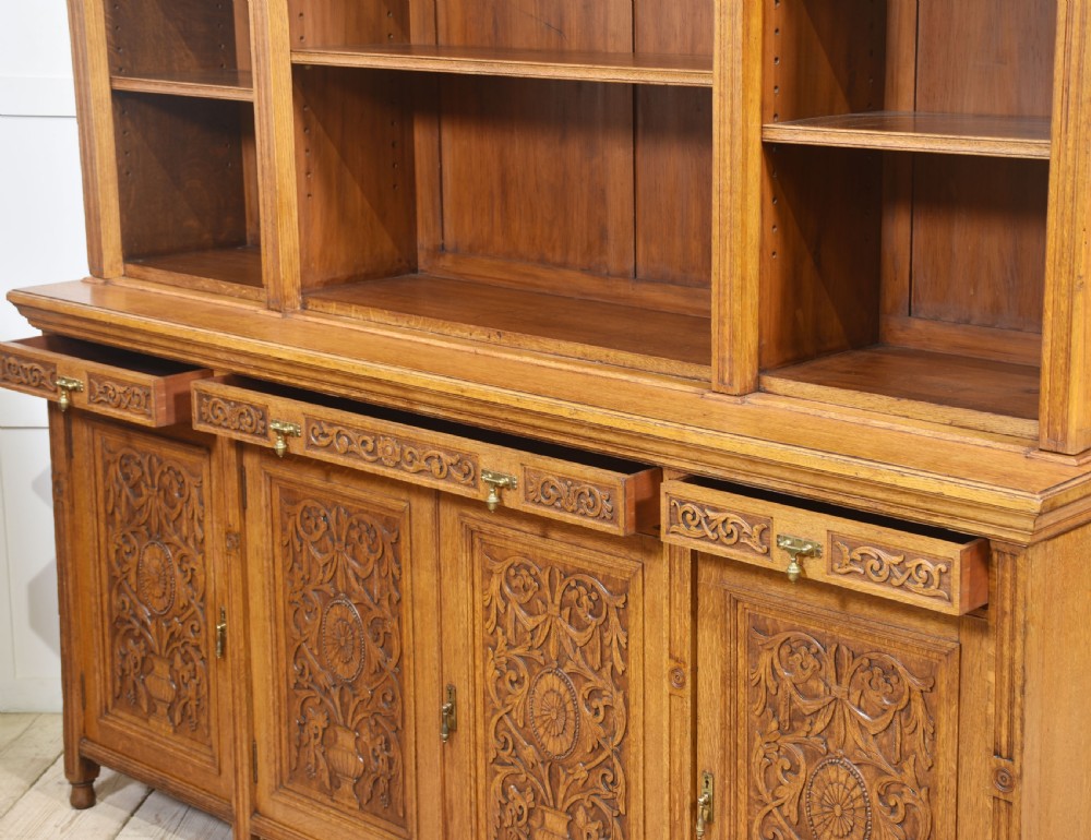Large carved oak bookcase View XVI