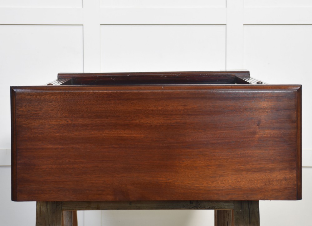 Mahogany open bookcase View VIII