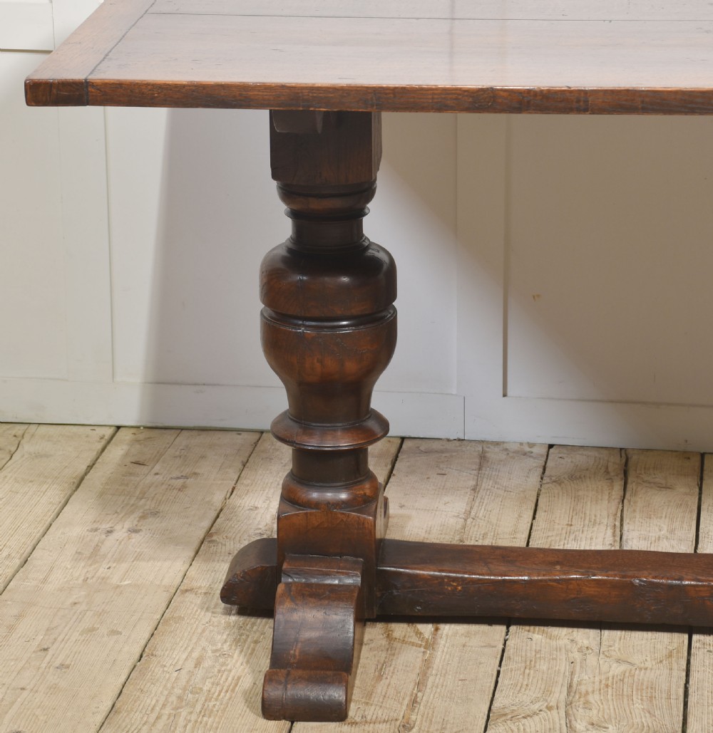 Oak refectory table View IX