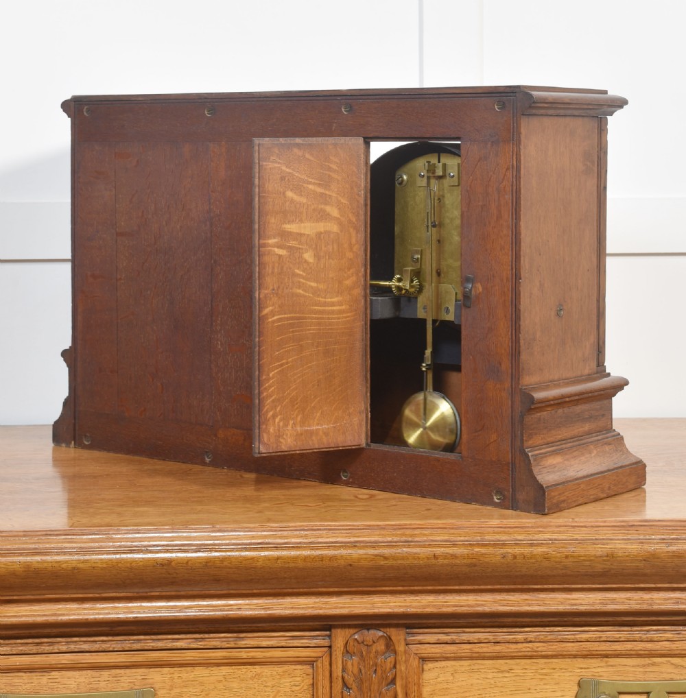 Oak refectory table View XIV