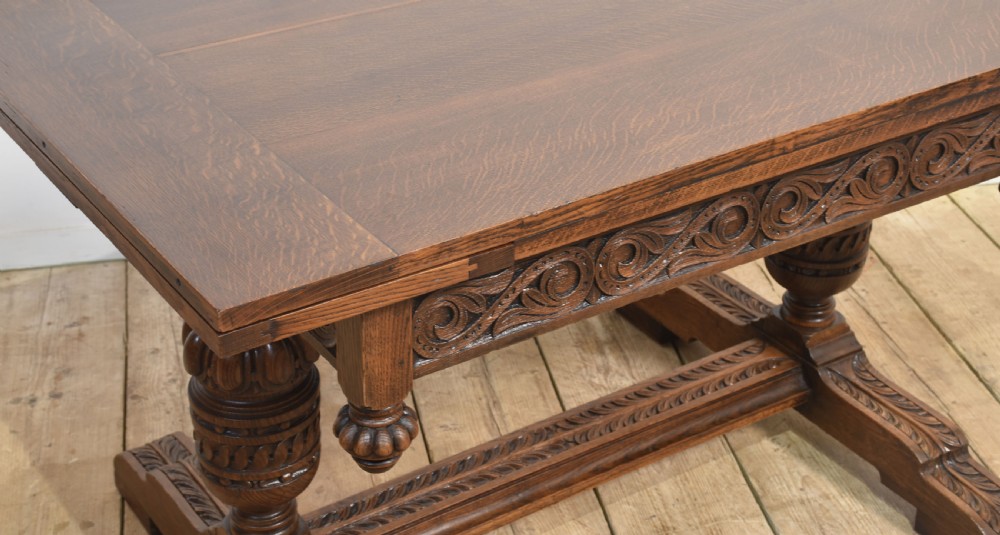 Oak draw-leaf refectory table View II