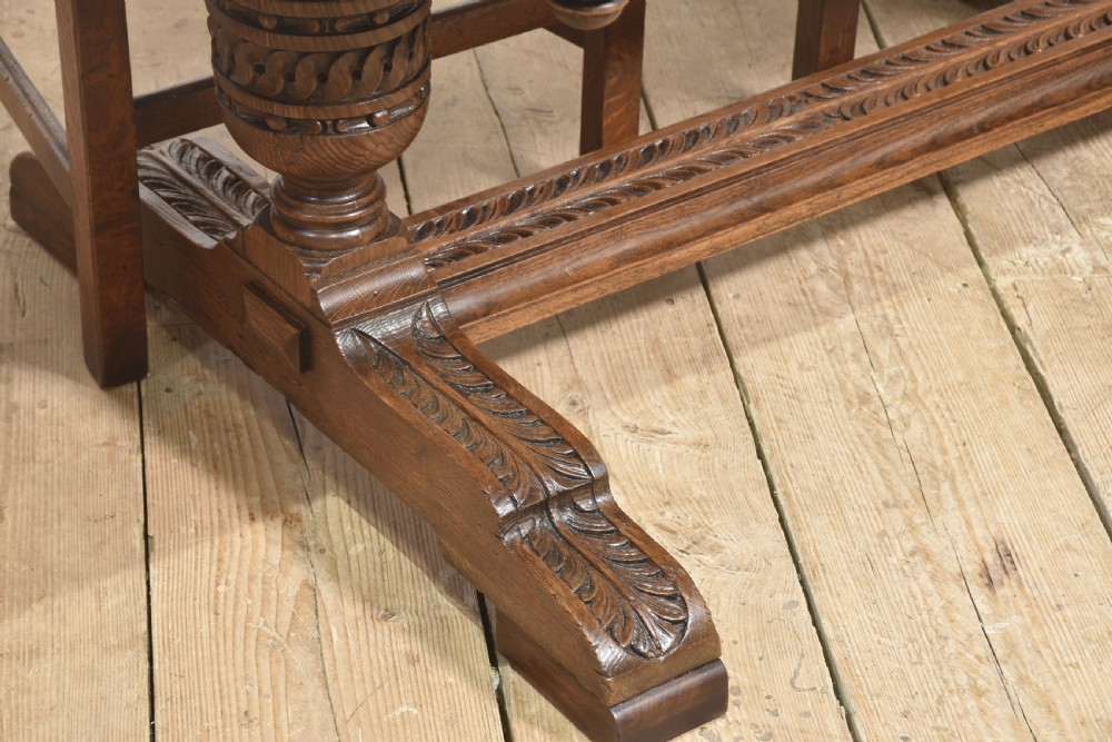 Oak draw-leaf refectory table View V