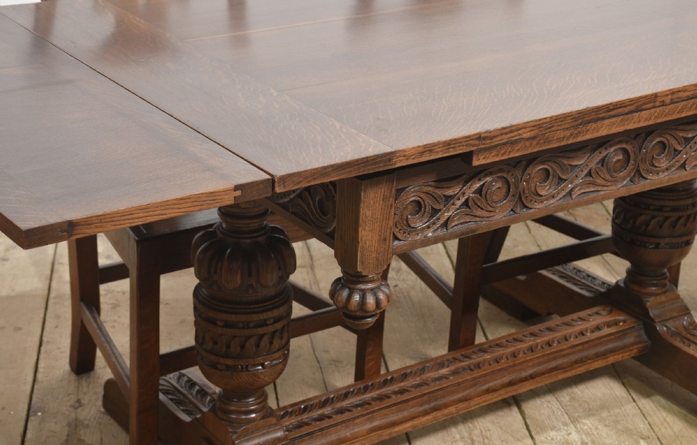 Oak draw-leaf refectory table View VIII
