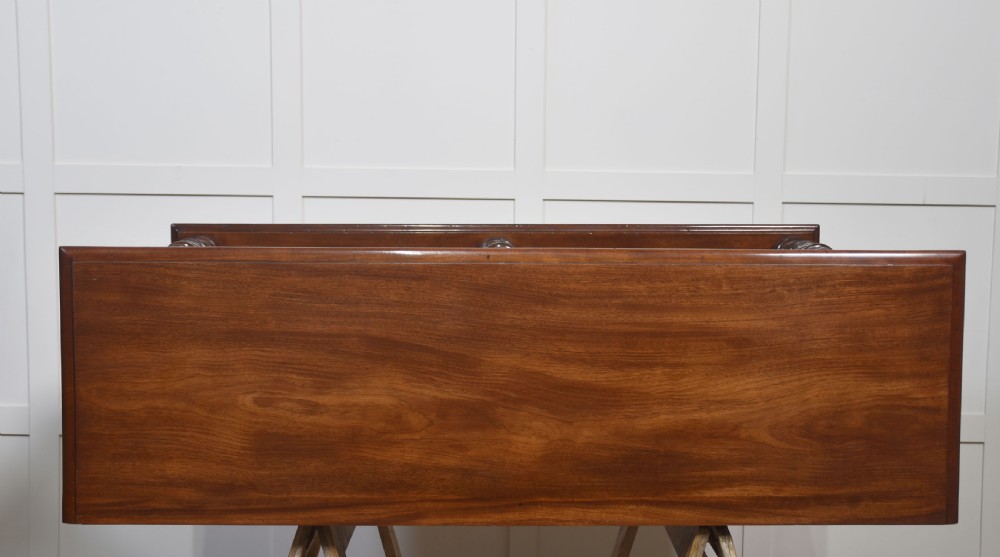 Mahogany open bookcase View XV