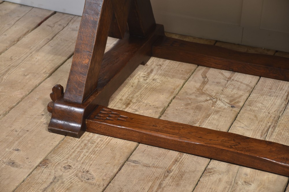 Oak refectory table View IX