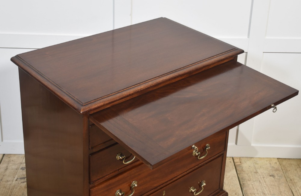 Pair of Mahogany Bachelor’s Chests View VIII