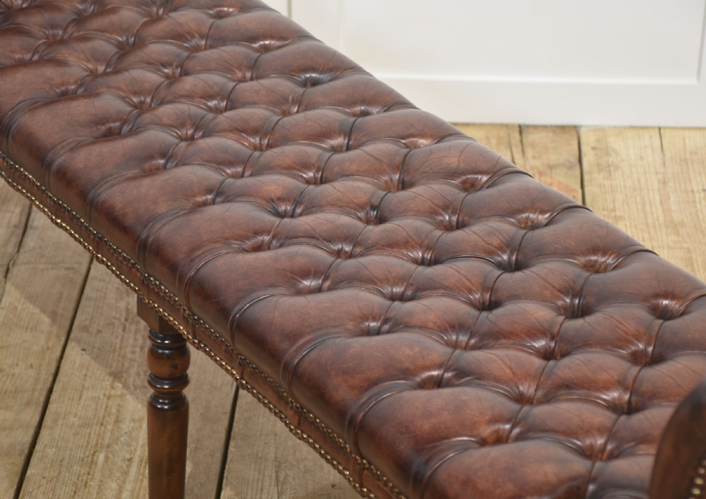 Mahogany leather upolstered stool View VIII