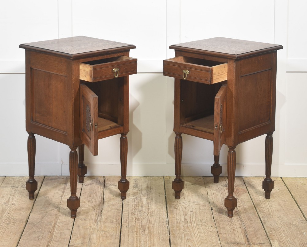 Pair of Oak Bedside Cabinets View VIII