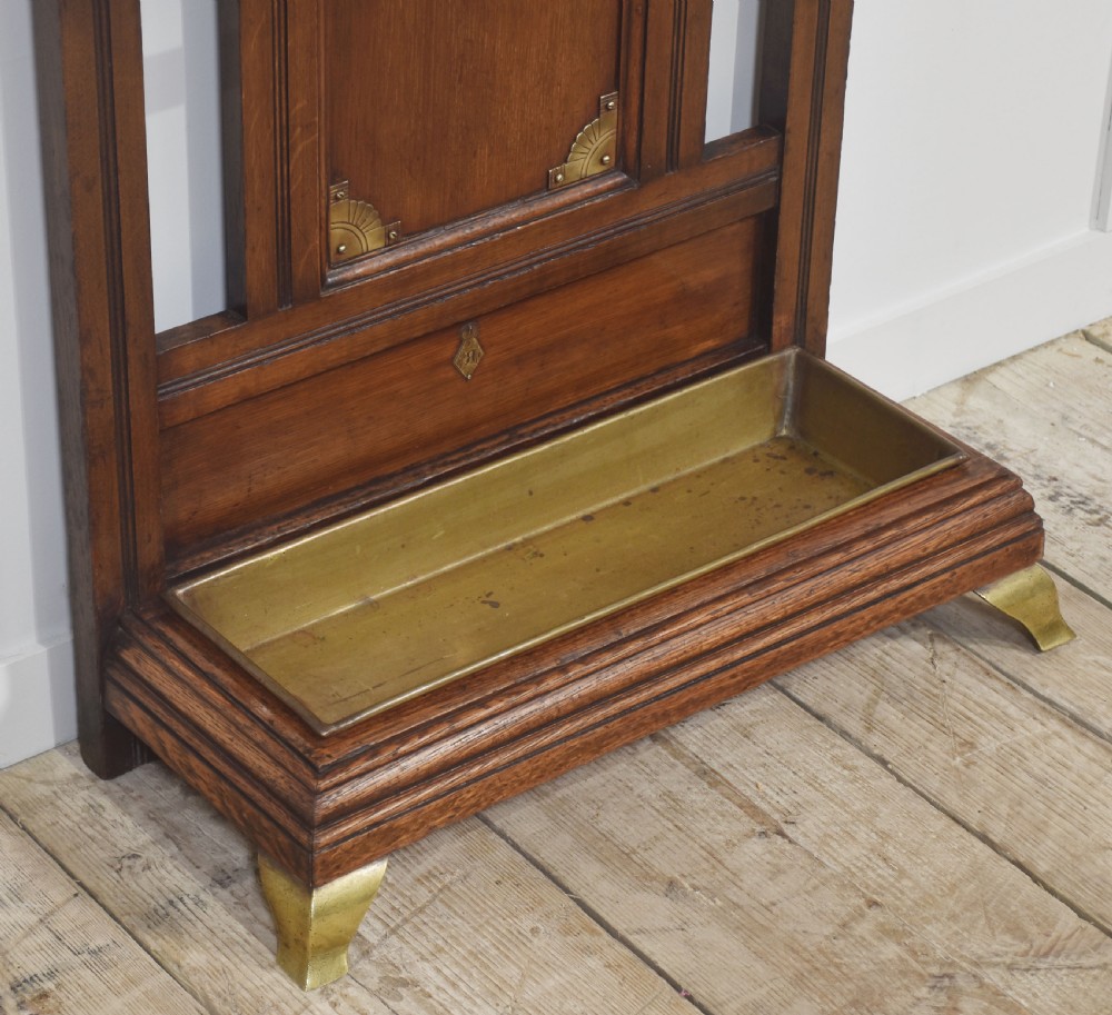 Oak and brass umbrella stand View IV