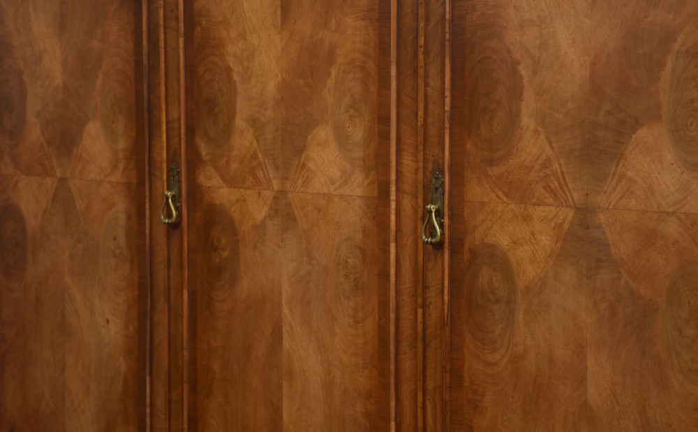Queen Anne–Style Walnut Triple Wardrobe View XI