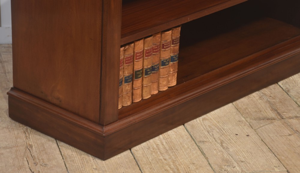 Carved mahogany open bookcase View VII