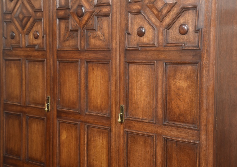 Jacobean Revival Carved Oak Triple-Door Wardrobe View VIII
