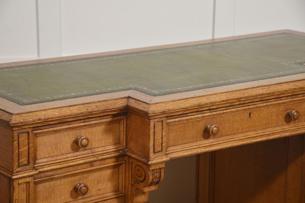 Late 19th Century Figured Oak Breakfront Pedestal Desk View VII