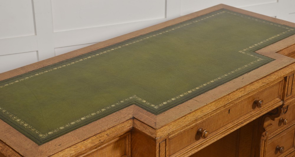 Late 19th Century Figured Oak Breakfront Pedestal Desk View VIII