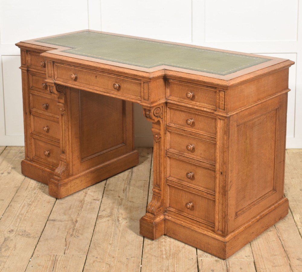 Late 19th Century Figured Oak Breakfront Pedestal Desk View XII