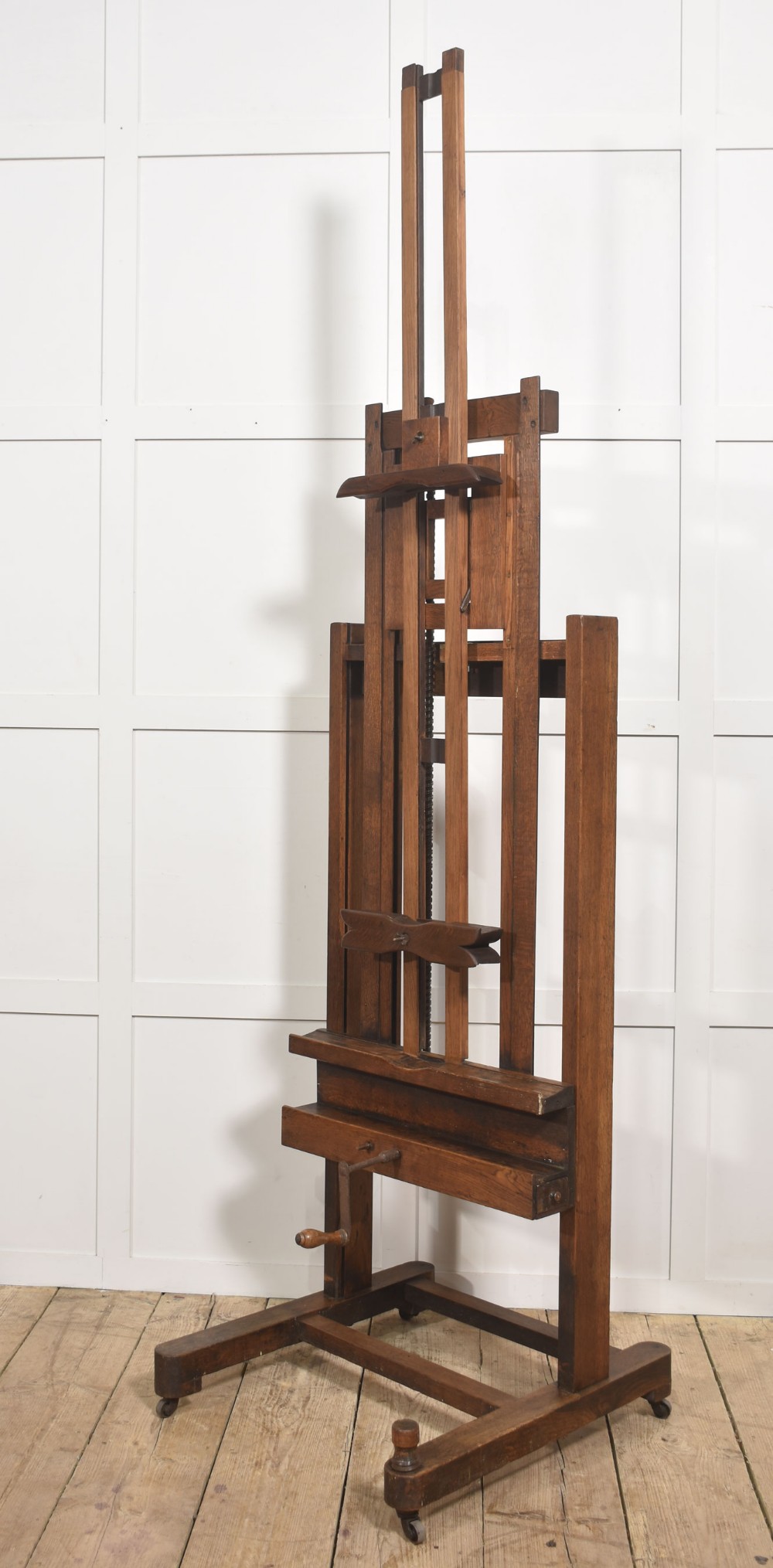 Oak Fully Adjustable Artist’s Studio Easel