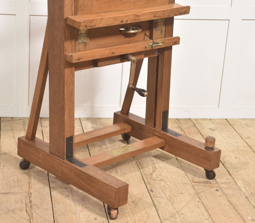 Winsor & Newton Oak Studio Easel View XIII